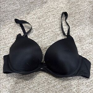 Victoria’s Secret Plunge Bra size 36C with Adjustable straps